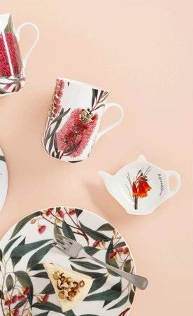 Maxwell-Williams-Botanic-Bottlebrush-Mug-1.jpg